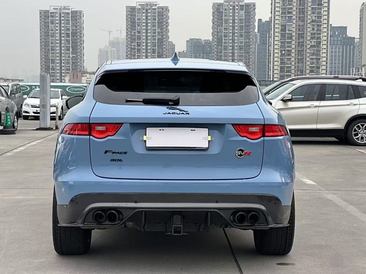 2017年9月捷豹 F-PACE  2018款 3.0 SC 四驅(qū)R-Sport運(yùn)動版