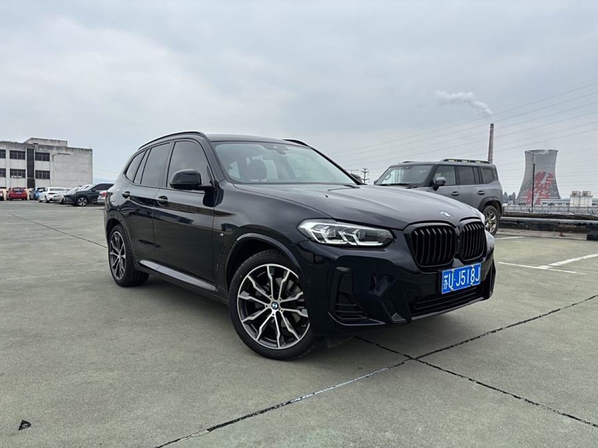 寶馬 寶馬X3  2023款 xDrive30i 領(lǐng)先型 M曜夜套裝圖片