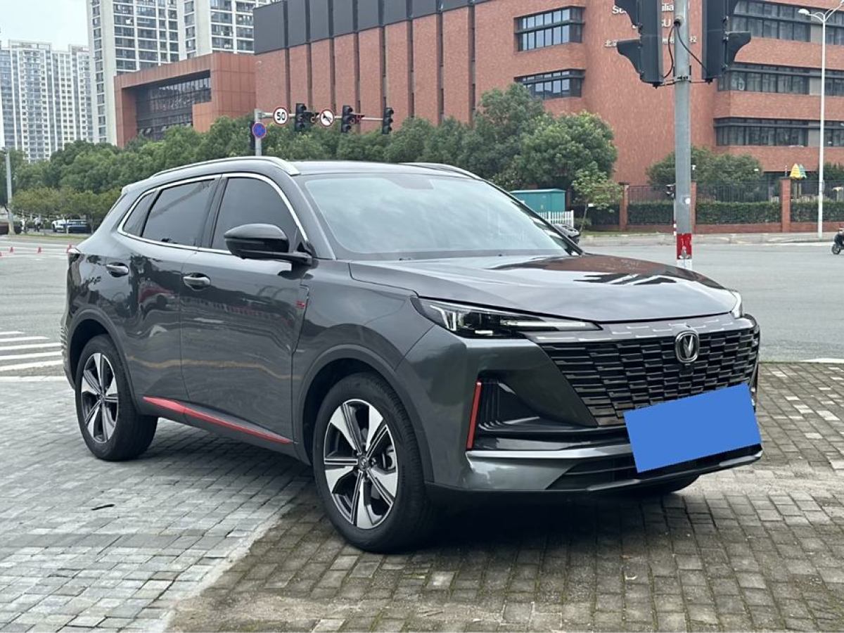 長(zhǎng)安 CS55 PLUS  2022款 藍(lán)鯨版 1.5T DCT尊貴型圖片