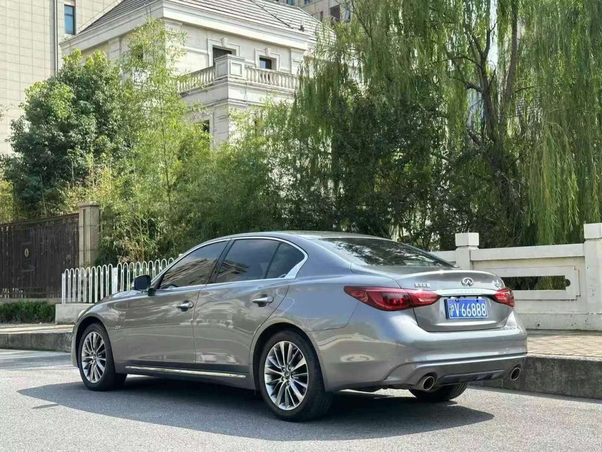 英菲尼迪 Q50L  2021款 2.0T 逸享版圖片