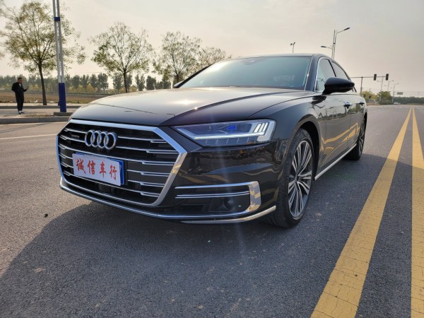 奥迪 奥迪A8  2021款 A8L 55 TFSI quattro 尊贵型