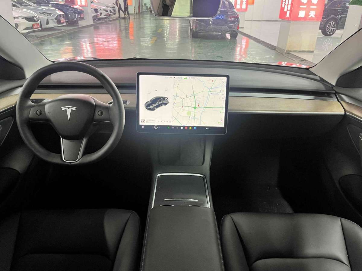 特斯拉 Model Y  2021款 標準續(xù)航后驅升級版圖片