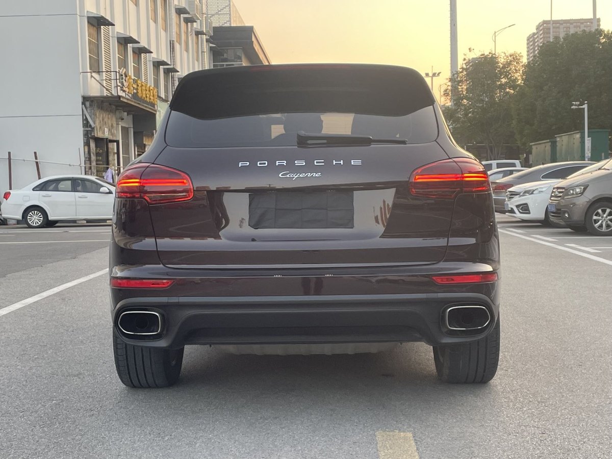 保時(shí)捷 Cayenne  2016款 Cayenne 3.0T圖片