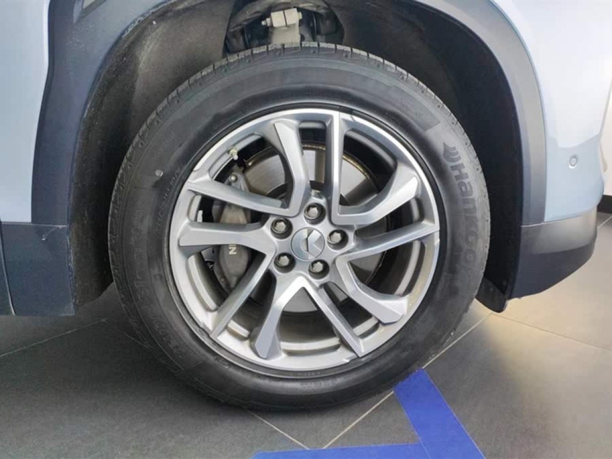 蔚來(lái) ES6  2020款 420KM 運(yùn)動(dòng)版圖片