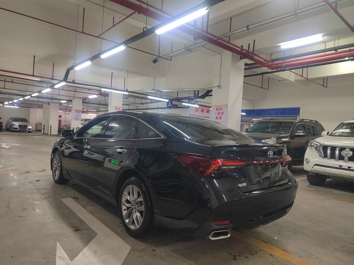 豐田 亞洲龍  2021款 2.5L 豪華版圖片