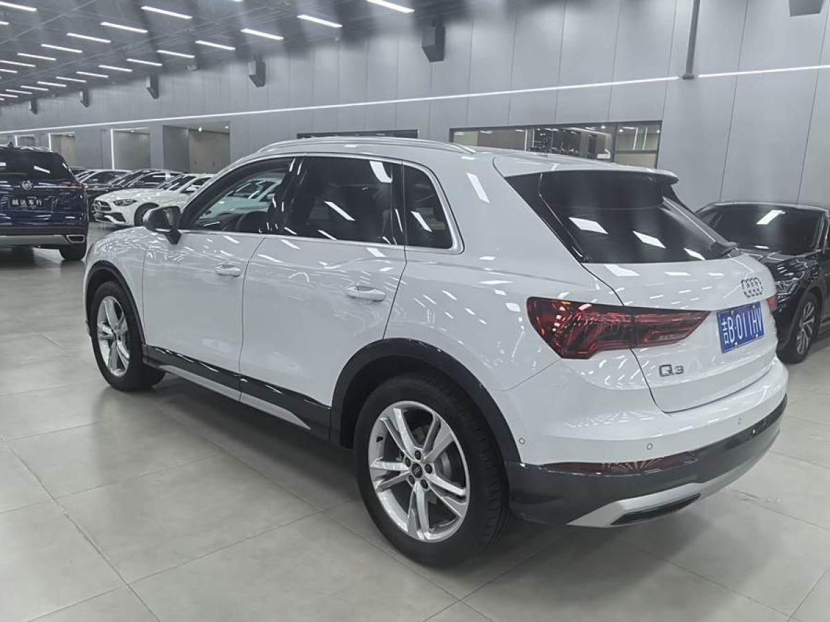 奥迪 奥迪Q3  2021款 35 TFSI 时尚动感型图片