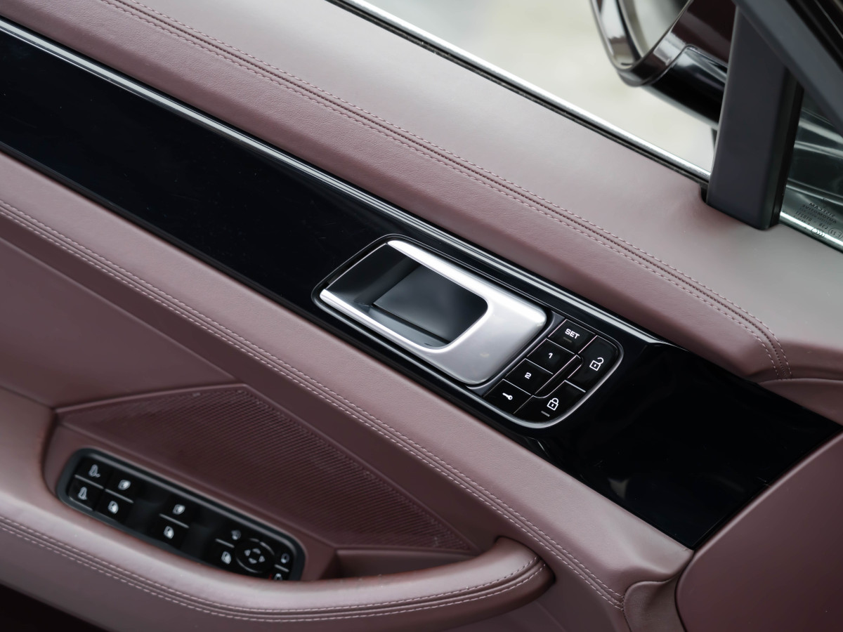 保時(shí)捷 Panamera  2019款 Panamera 行政加長(zhǎng)版 2.9T圖片