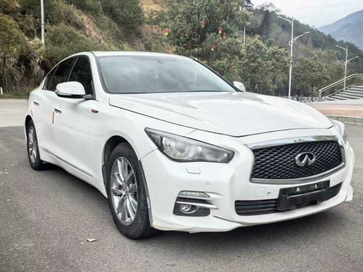 英菲尼迪 Q50  2014款 3.7L 豪華版圖片