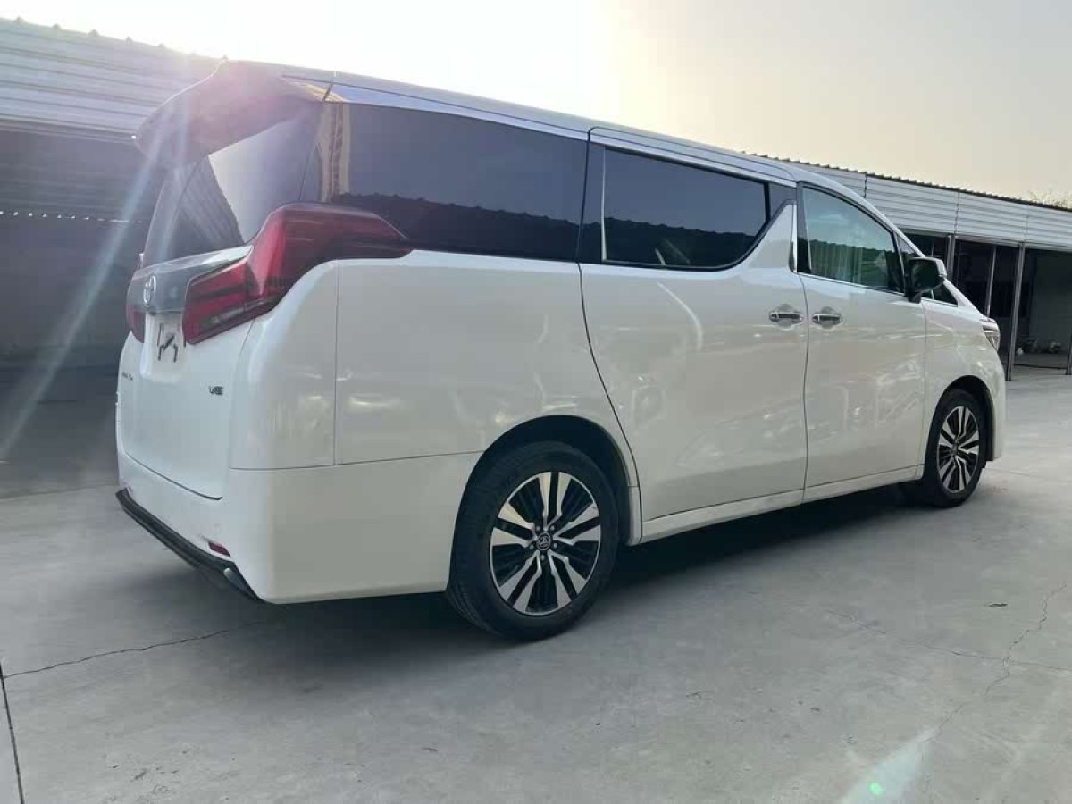 豐田 埃爾法  2018款 改款 3.5L 豪華版圖片