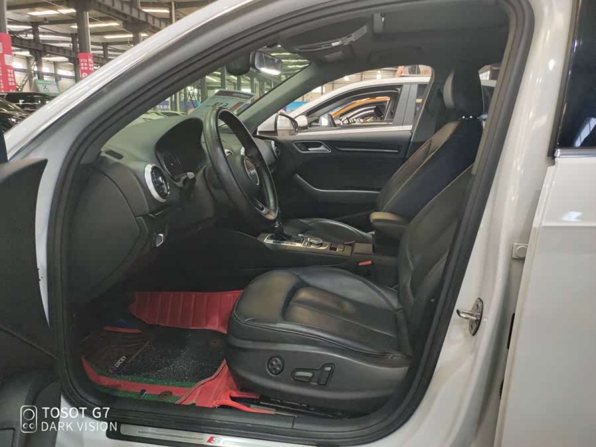 奧迪 奧迪A3  2018款 30周年年型 Sportback 35 TFSI 時(shí)尚型圖片