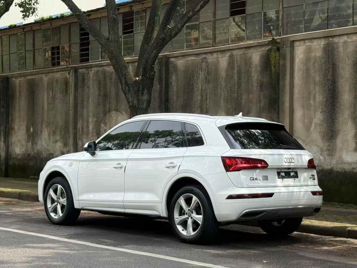 奧迪 奧迪Q3  2019款  35 TFSI 時尚動感型圖片