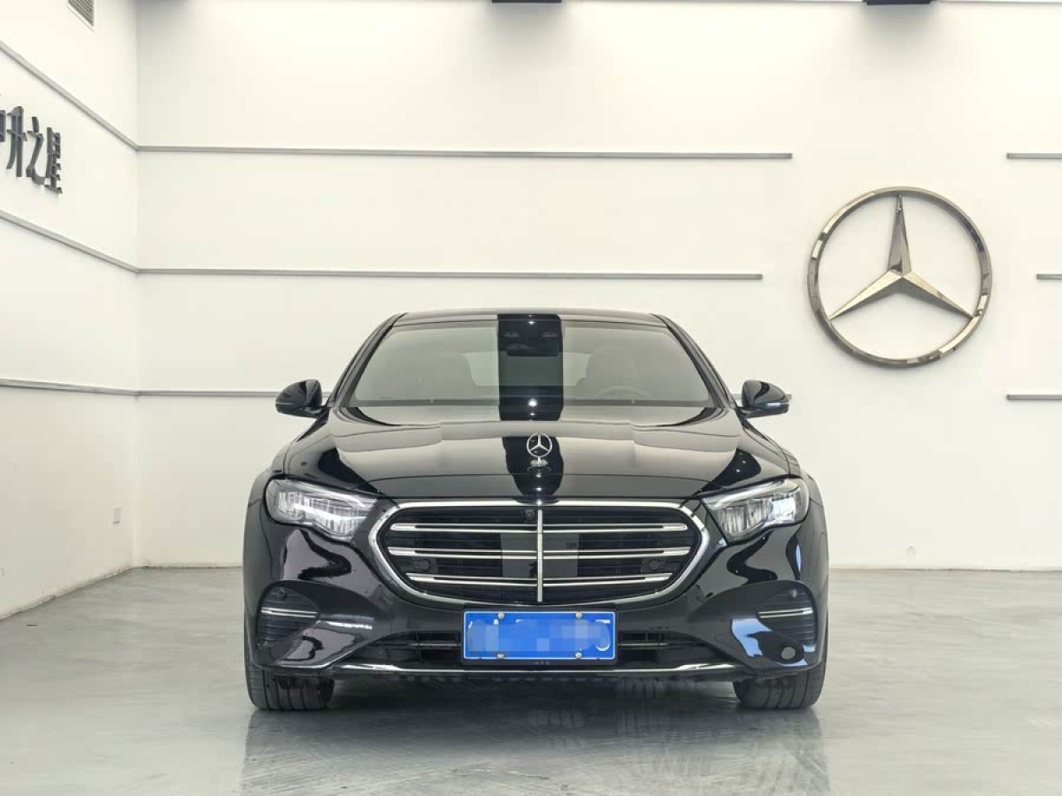 奔馳 奔馳E級(jí)  2024款 E 300 L 豪華型圖片