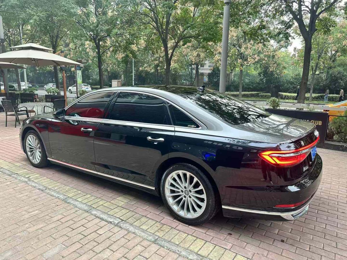 奧迪 奧迪S8  2020款 S8L 4.0TFSI quattro圖片