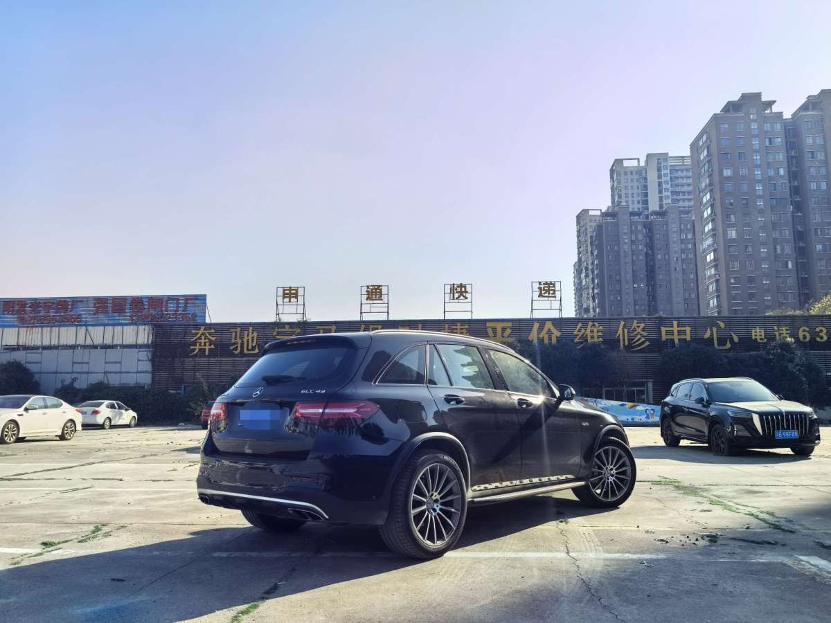 奔馳 奔馳GLC轎跑 AMG  2017款 AMG GLC 43 4MATIC 轎跑SUV圖片