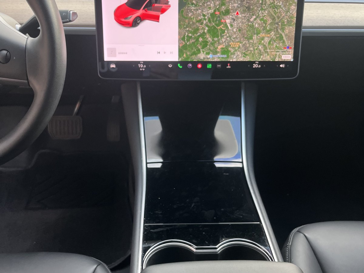 特斯拉 Model 3  2019款 標準續(xù)航后驅(qū)升級版圖片