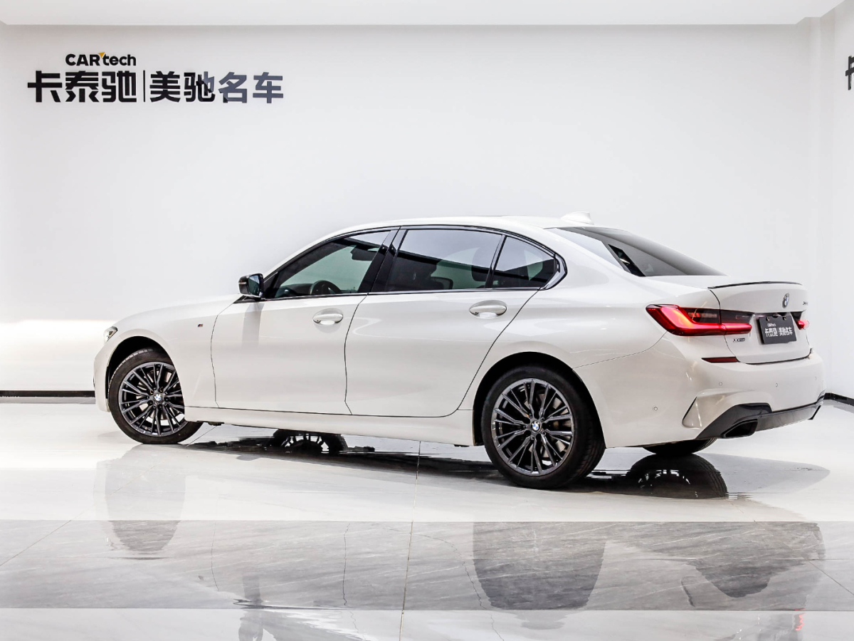 寶馬3系 2022款 330Li xDrive M運動曜夜套裝圖片