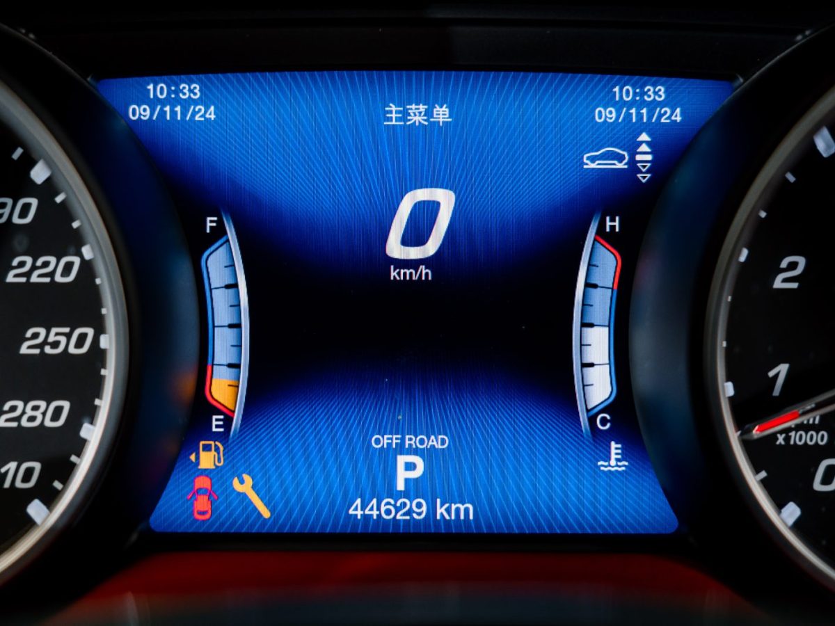 瑪莎拉蒂 Levante  2018款 3.0T 350Hp 標(biāo)準(zhǔn)版圖片