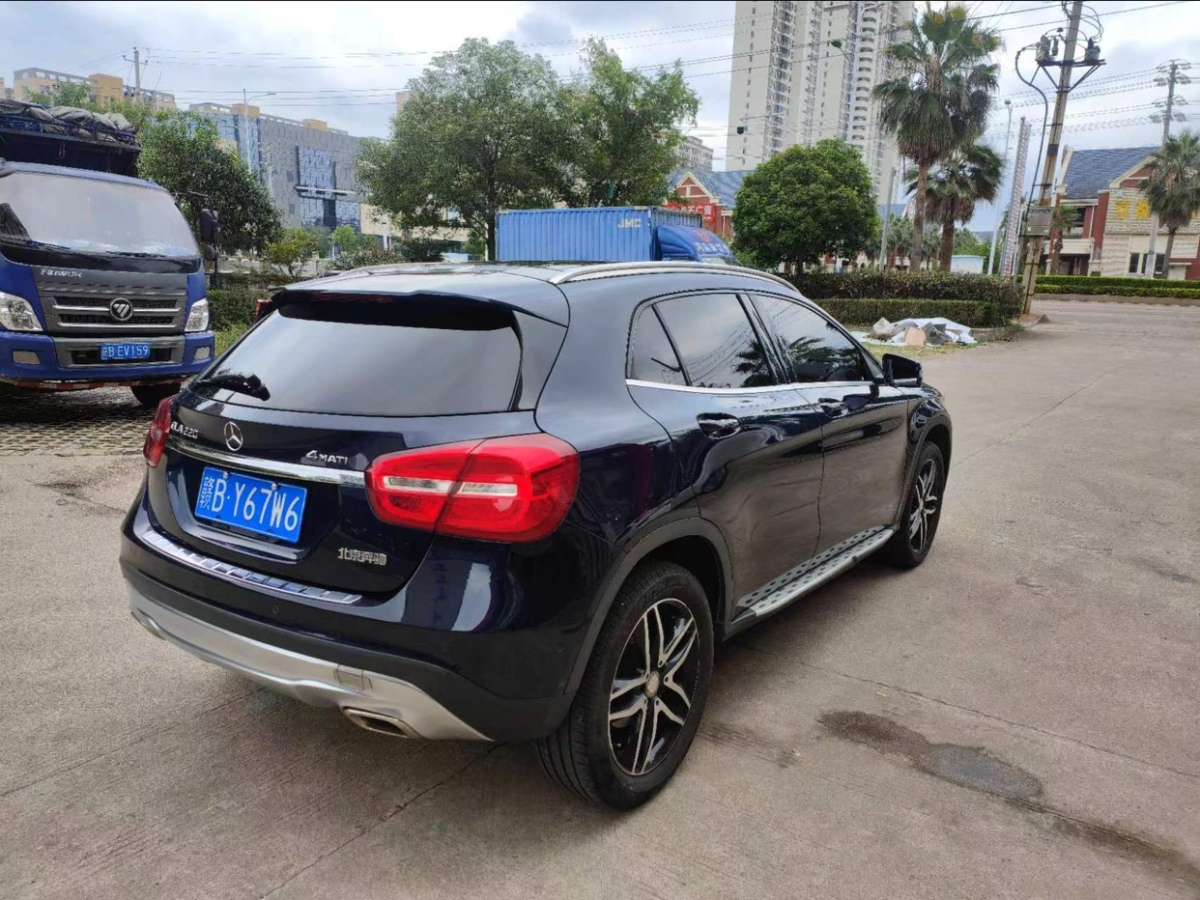 奔馳 奔馳GLA  2015款 GLA 220 4MATIC 時尚型圖片