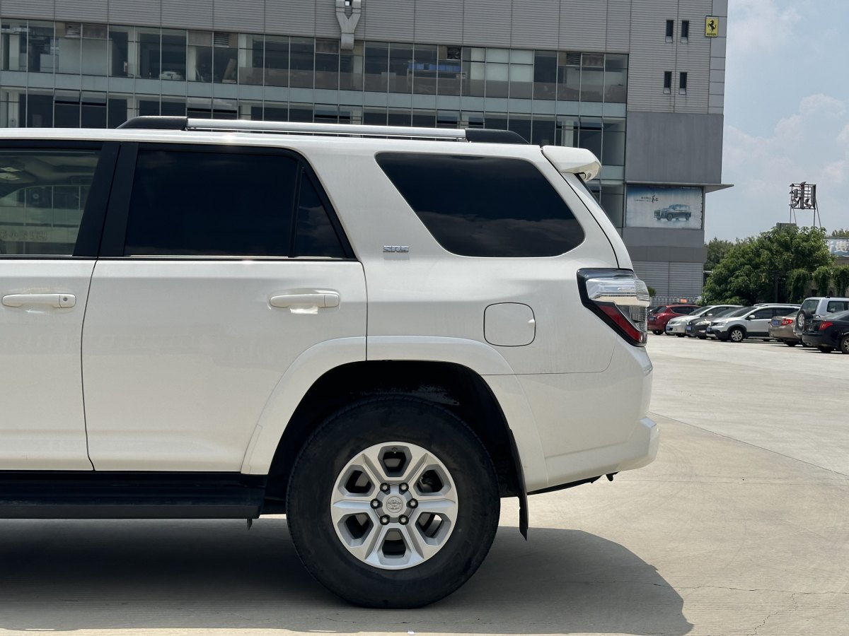 丰田 4Runner  1354款 4Runner图片