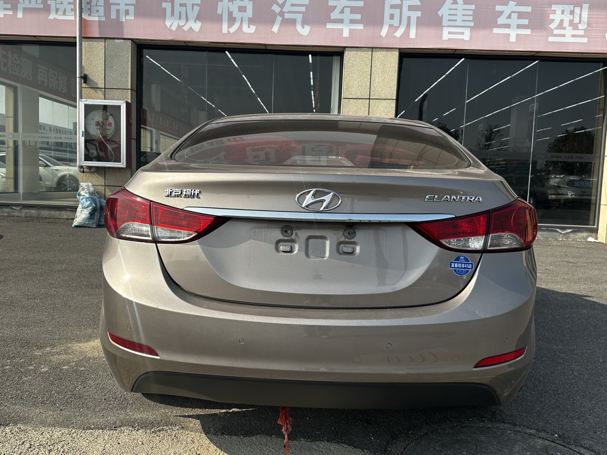 現(xiàn)代 朗動  2012款 1.6L 手動領(lǐng)先型圖片