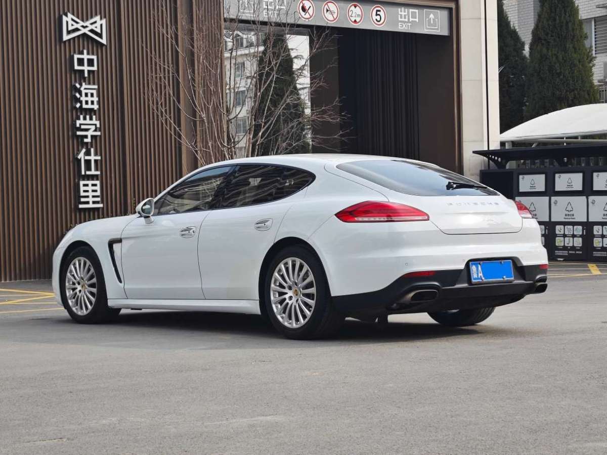 保時(shí)捷 Panamera  2016款 Panamera Edition 3.0T圖片