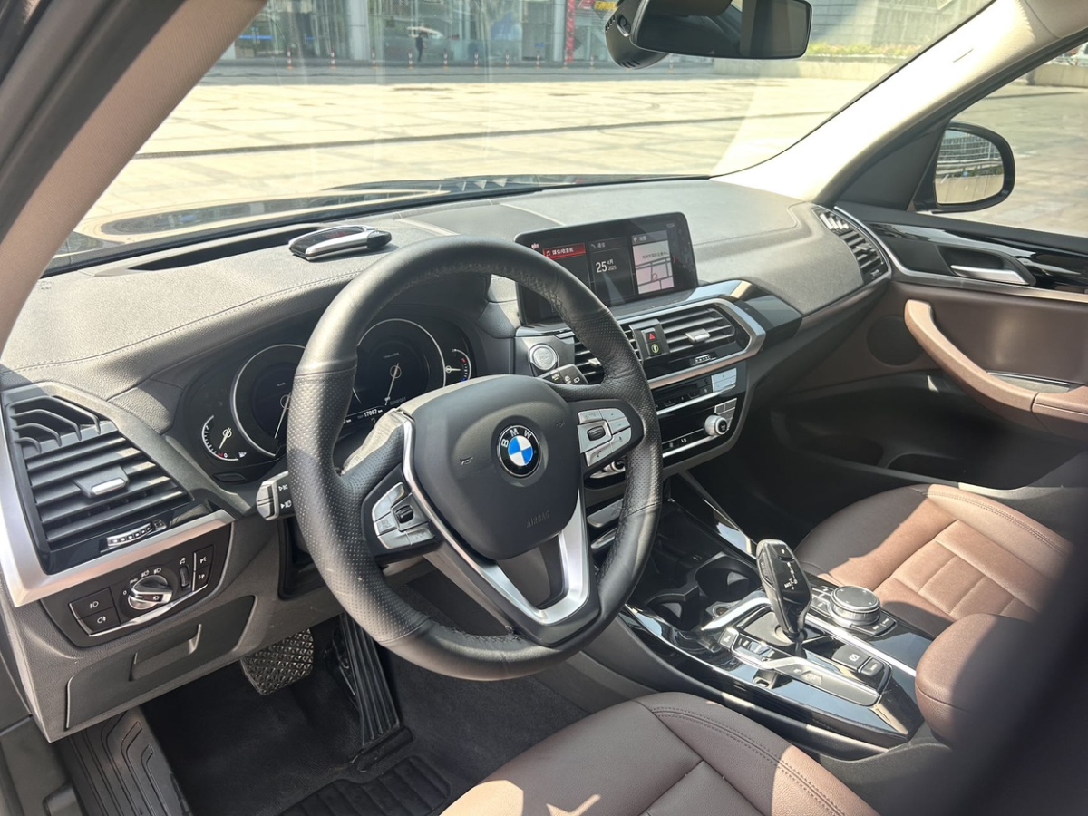 寶馬 寶馬X3  2018款 xDrive25i 豪華套裝 國(guó)V圖片