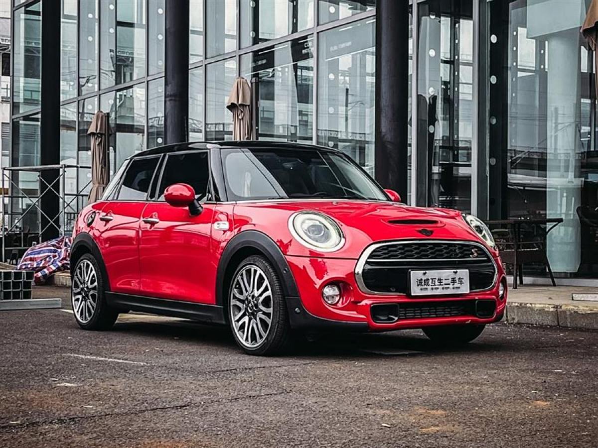 MINI MINI  2019款 2.0T COOPER S 藝術(shù)家圖片