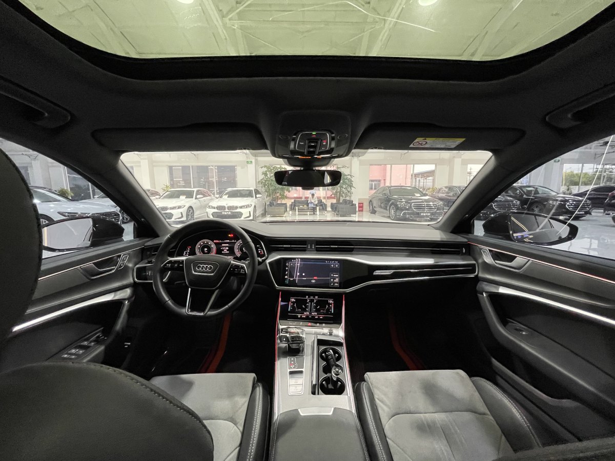 奧迪 奧迪A6L  2024款 45 TFSI 臻選動感型圖片