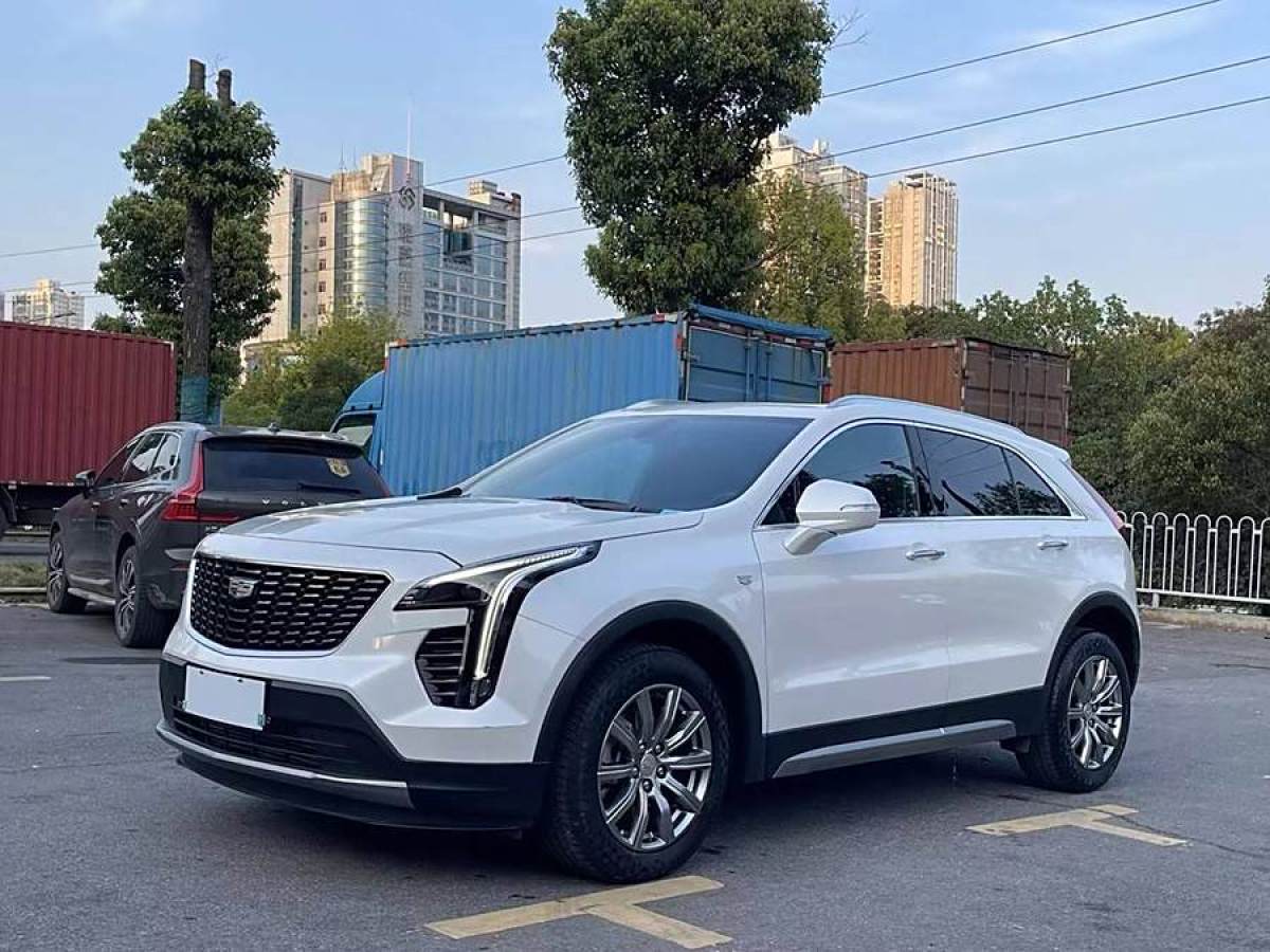 凱迪拉克 XT4  2018款 28T 兩驅(qū)領(lǐng)先型圖片