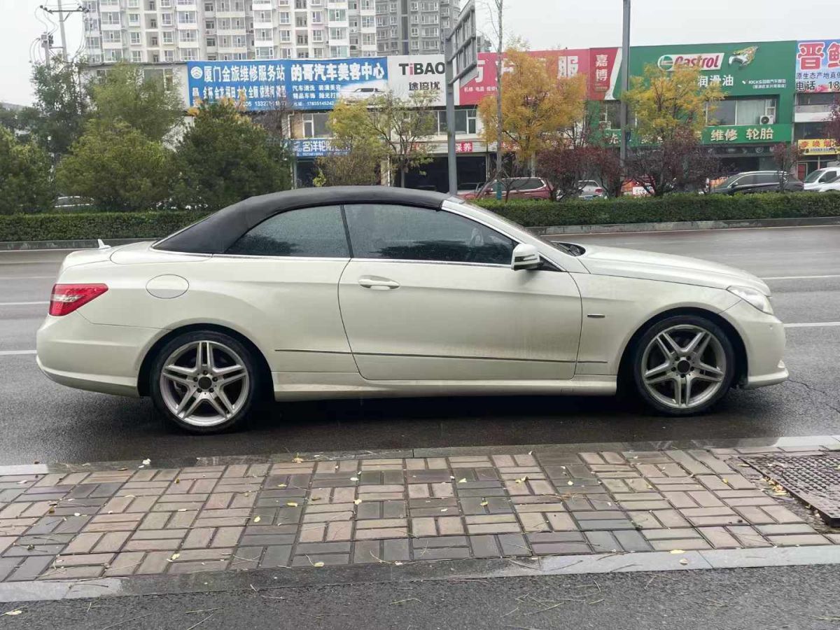 奔馳 奔馳E級(jí)  2012款 E 300 L 優(yōu)雅型圖片