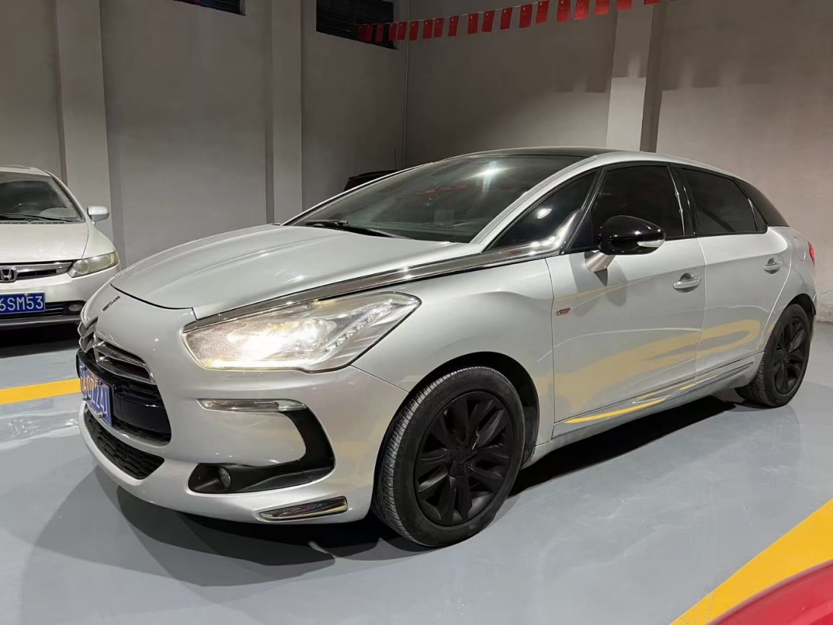 DS DS 5  2014款 1.6T 尊享版THP200圖片