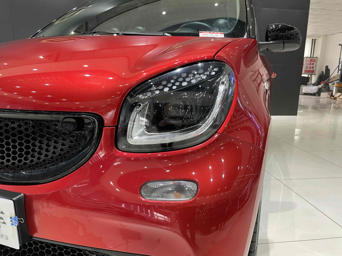 smart forfour  2016款 0.9T 66千瓦先鋒版圖片