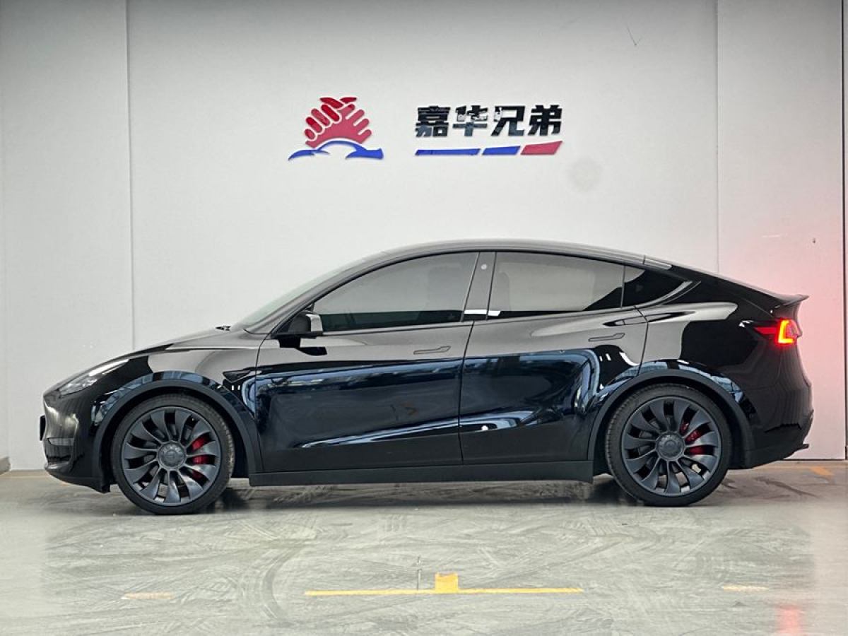 特斯拉 Model 3  2022款 Performance高性能全輪驅(qū)動(dòng)版圖片