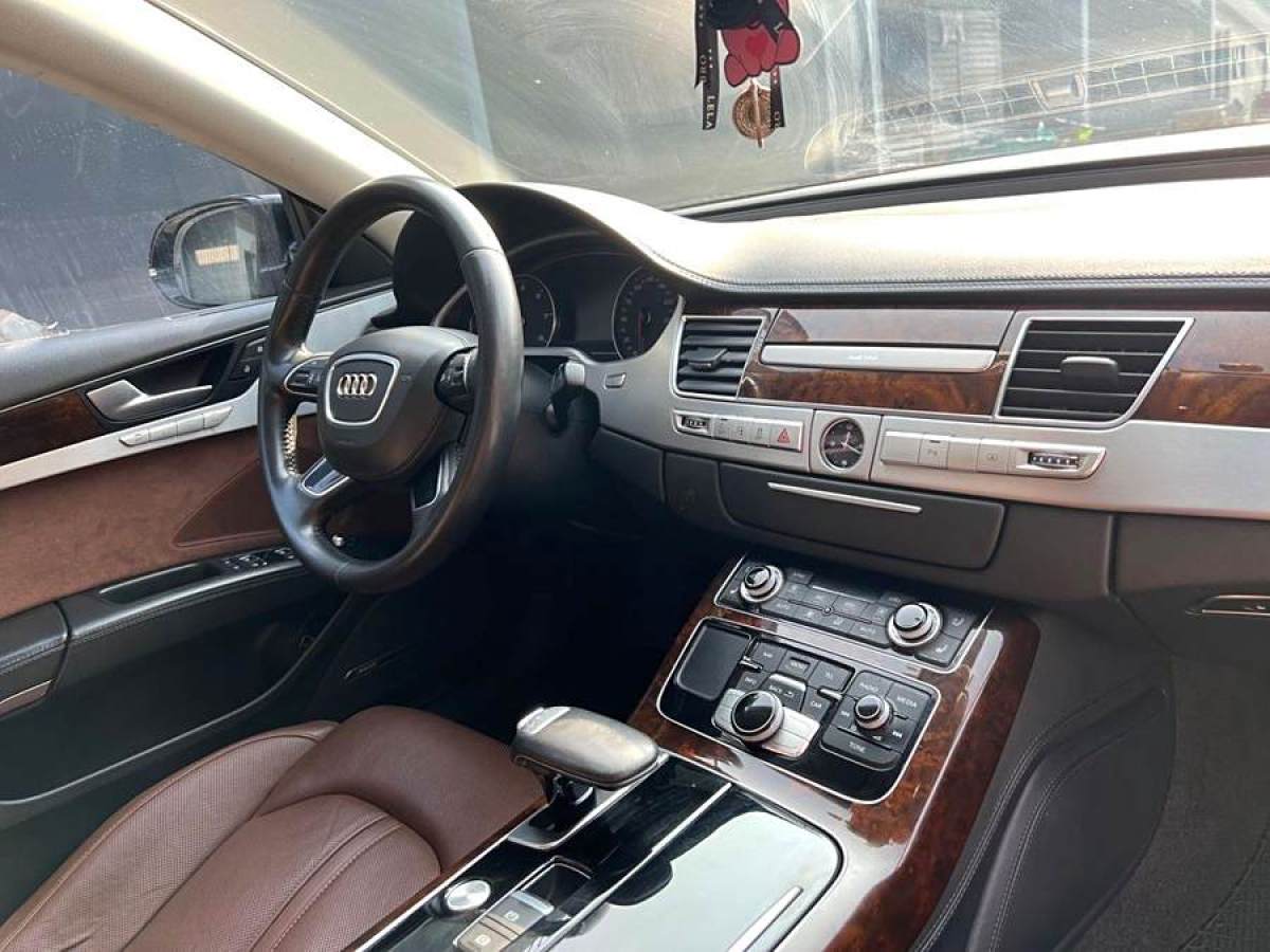 奧迪 奧迪A8  2016款 A8L 45 TFSI quattro豪華型圖片