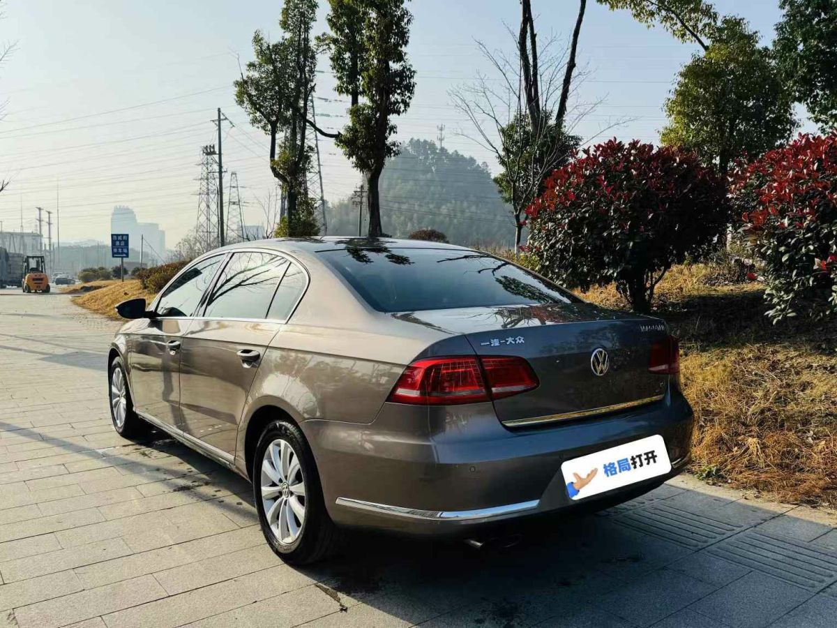 大眾 邁騰  2012款 1.8 TSI 改款領(lǐng)先版圖片