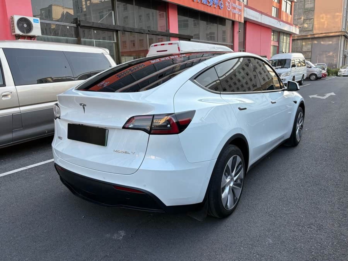 特斯拉 Model Y  2022款 改款 后輪驅(qū)動版圖片