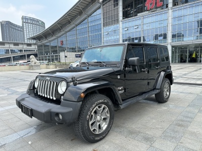 2017年10月 Jeep 牧马人(进口) 3.0L Sahara 四门舒享版图片