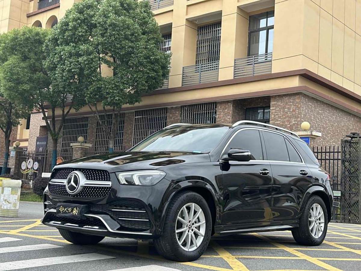 奔馳 奔馳GLE  2024款 改款 GLE 350 4MATIC 時(shí)尚型圖片