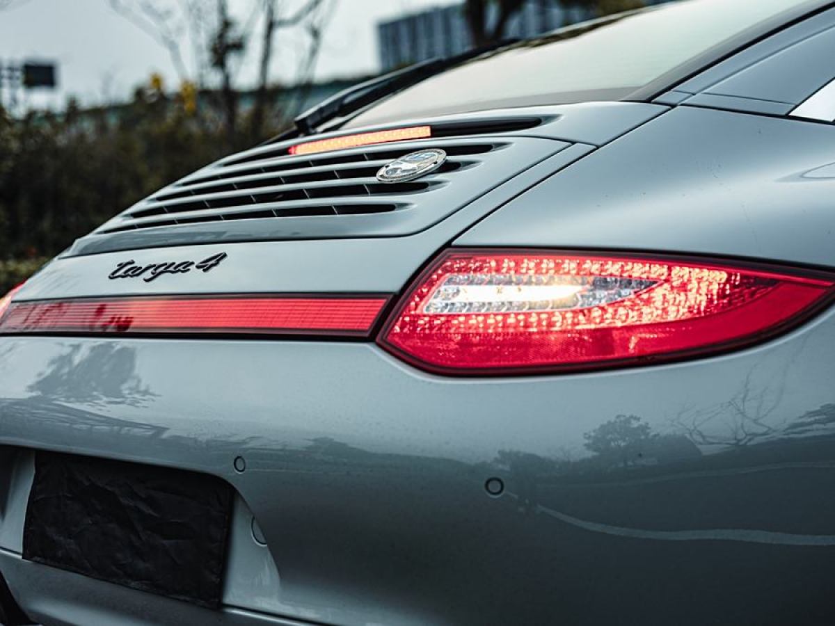 保時(shí)捷 911  2006款 Targa 4 3.6L圖片