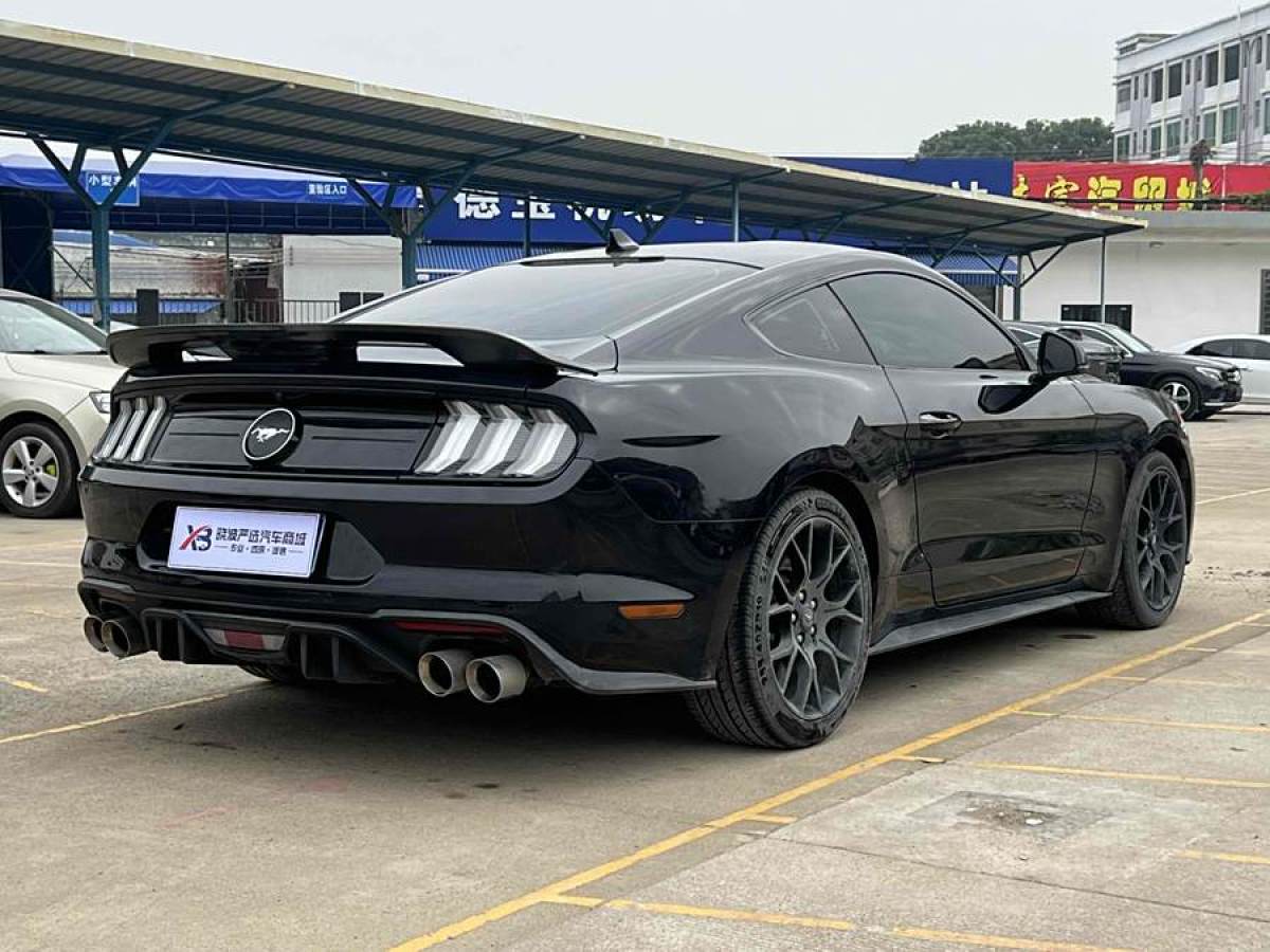 2021年12月福特 Mustang  2021款 2.3L EcoBoost