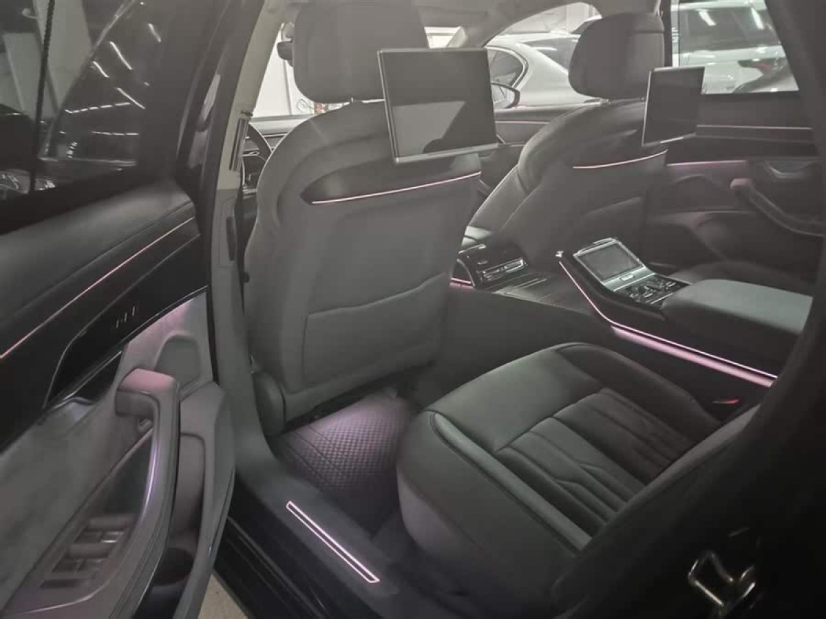 奧迪 奧迪A8  2018款 A8L 55 TFSI quattro豪華型圖片