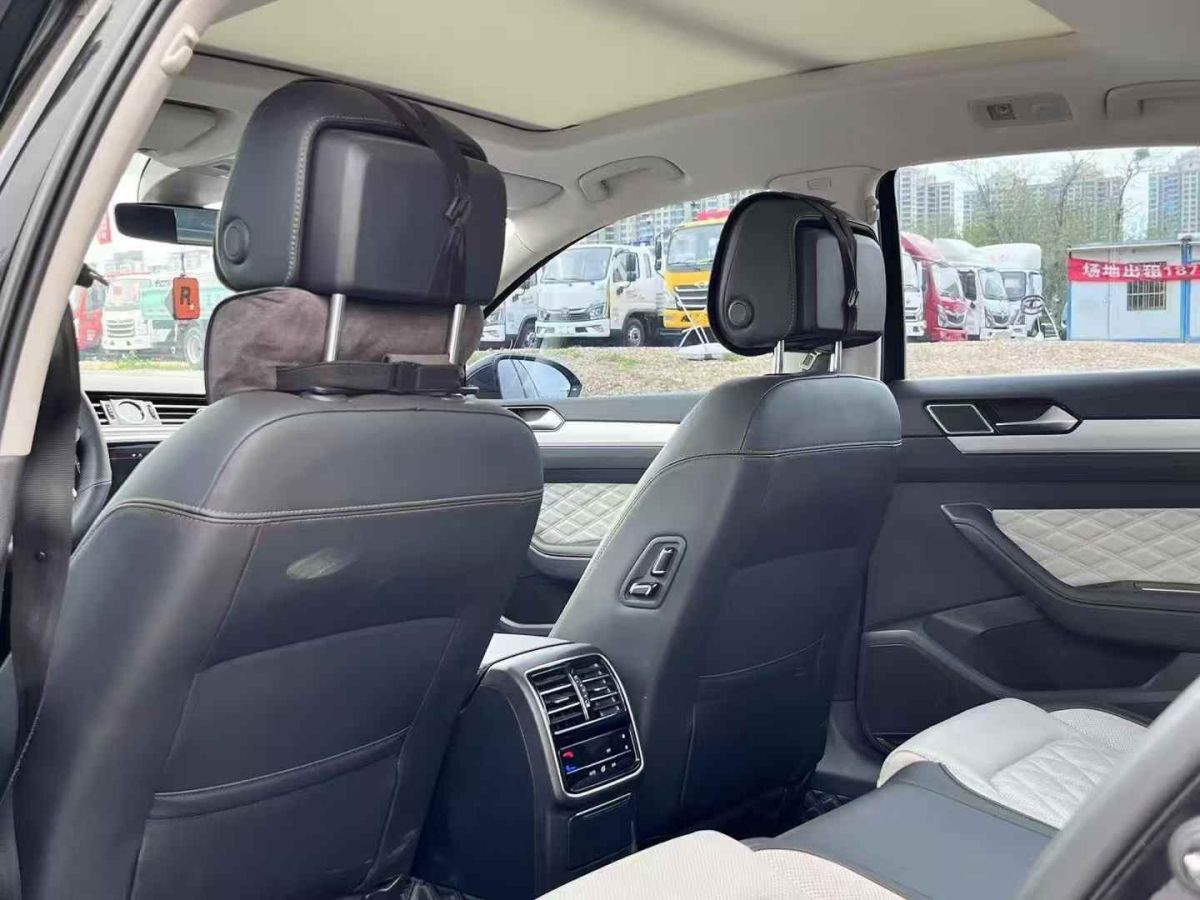 大眾 邁騰  2023款 200萬輛紀(jì)念版 280TSI DSG舒適型圖片