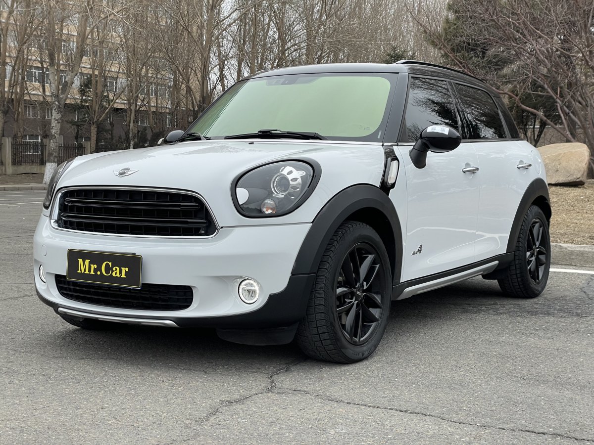 MINI COUNTRYMAN  2016款 1.6T COOPER ALL4 Fun裝備控圖片