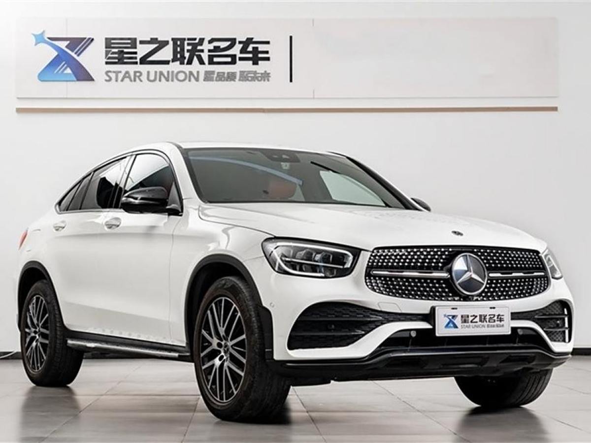 2022年6月奔馳 奔馳GLC  2022款 改款 GLC 300 4MATIC 轎跑SUV