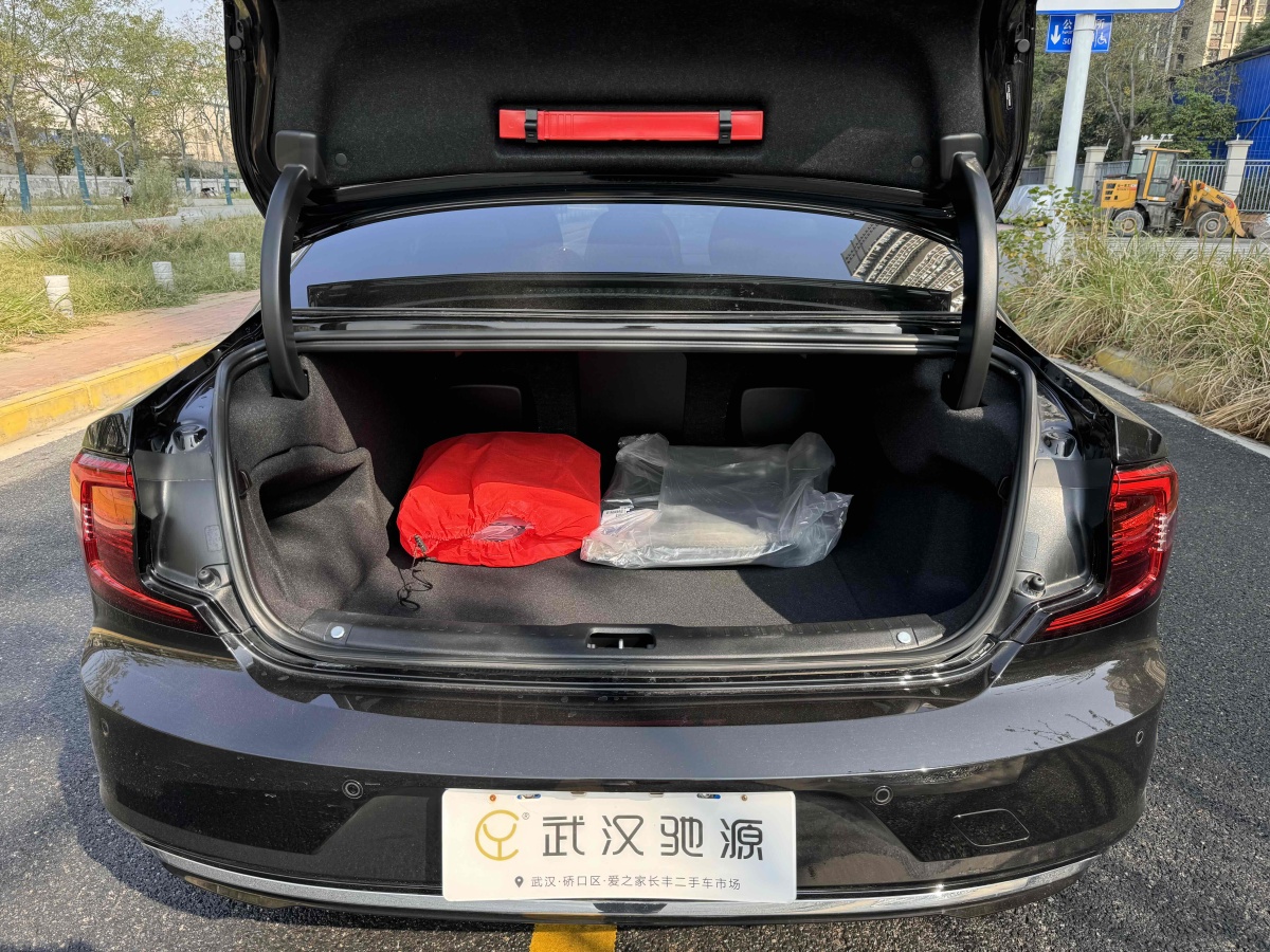 沃爾沃 S90  2024款 B5 智雅豪華版圖片