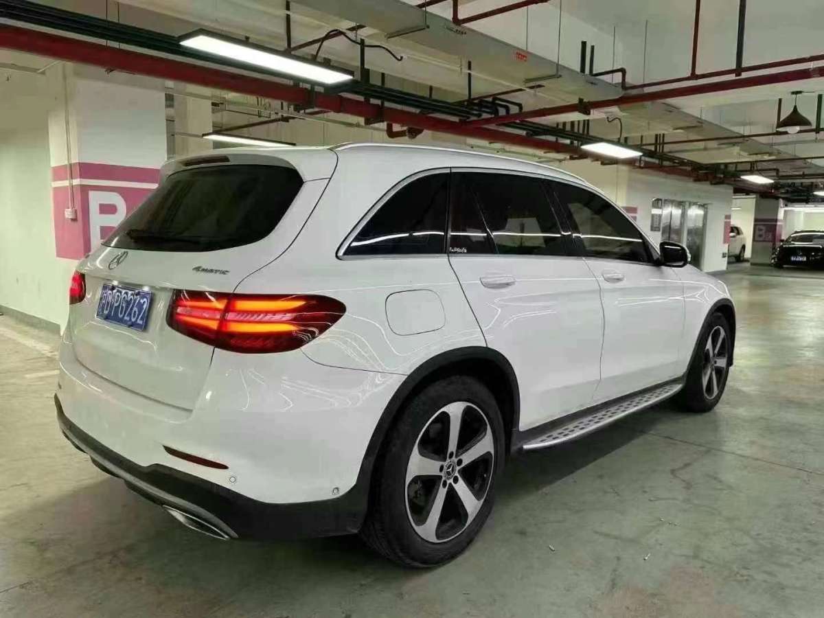 奔馳 奔馳GLC  2018款 改款 GLC 260 4MATIC 豪華型圖片