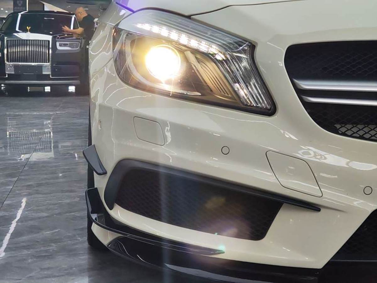 2015年6月奔馳 奔馳A級AMG  2014款 AMG A 45 4MATIC