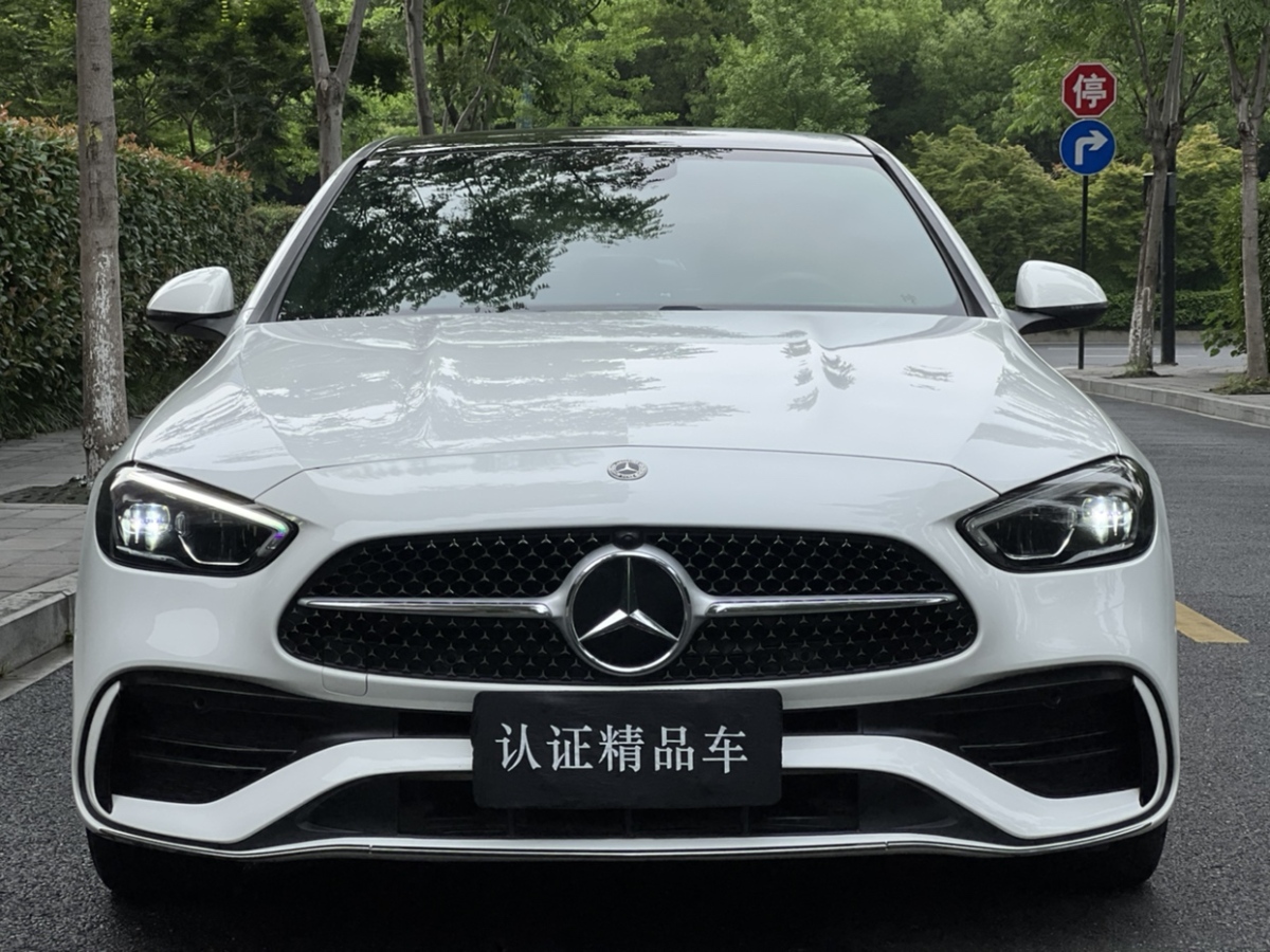 2022年6月奔馳 奔馳C級  2022款 C 260 L 運(yùn)動(dòng)版