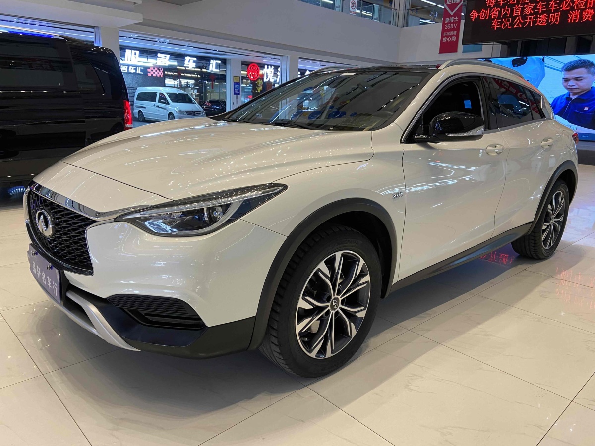 2019年1月英菲尼迪 QX30  2017款 2.0T 四驅(qū)時(shí)尚版