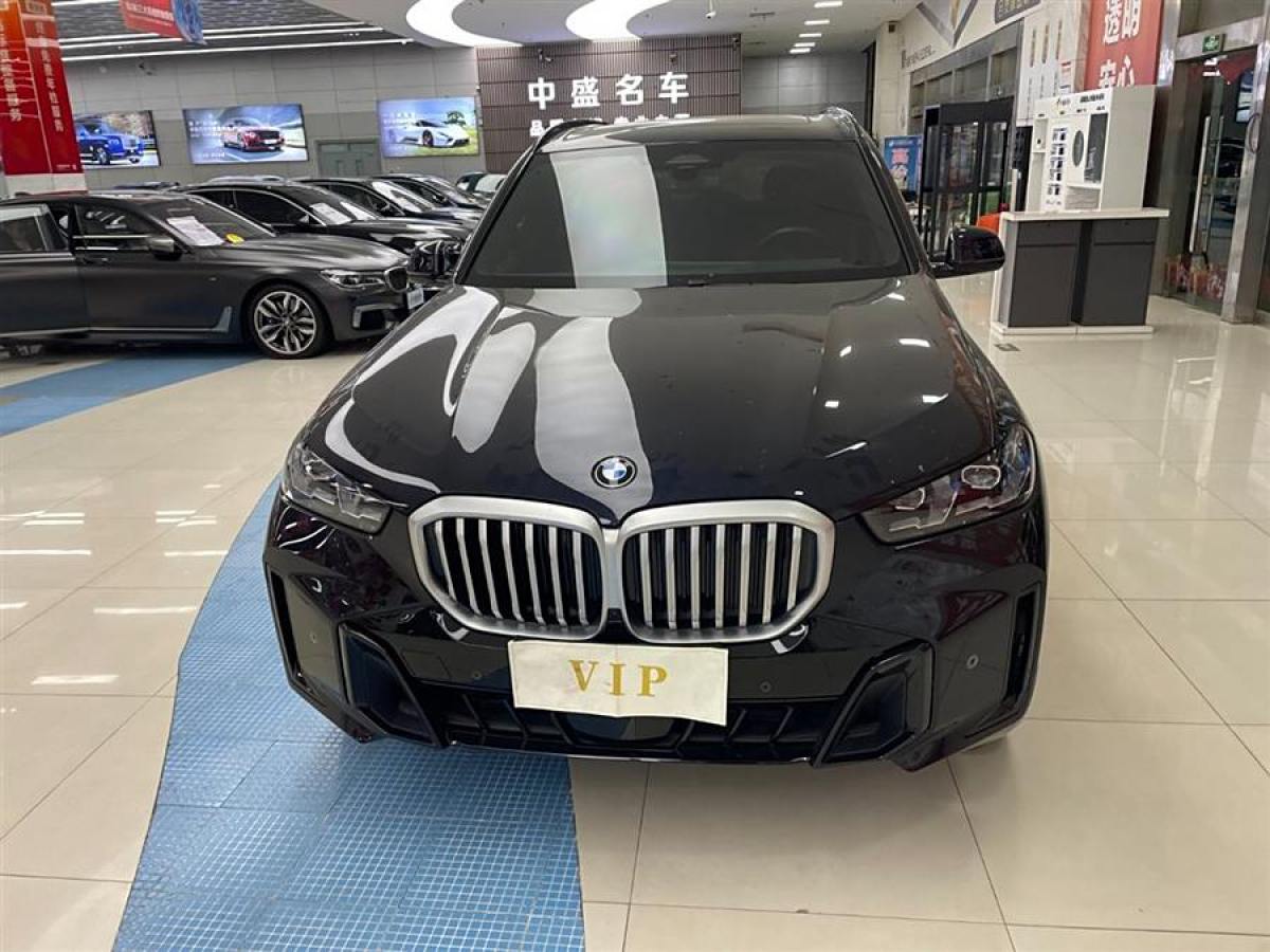 寶馬 寶馬X5  2023款 xDrive 40Li 尊享型M運動曜夜套裝圖片